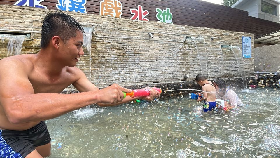 水瀑戲水池暑期活動-酷炫水形俠(1)