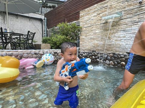 水瀑戲水池暑期活動-酷炫水形俠